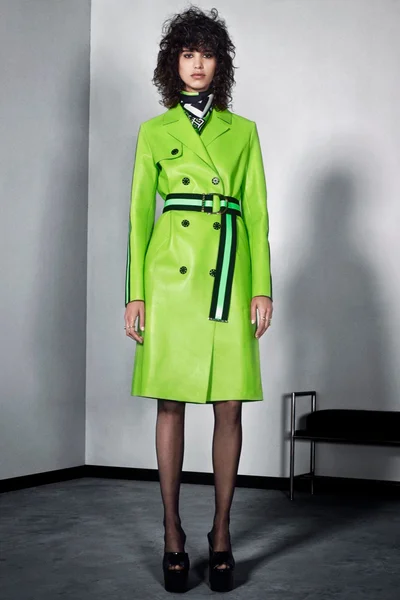 Look 1
